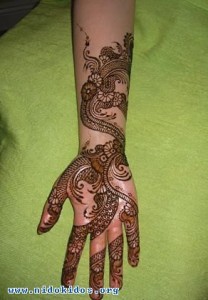 hand 22 208x300 Arm mehndi design
