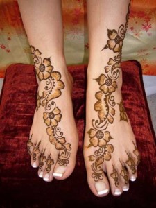 Mehndi-designs-2011-For-Eid-