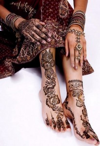 Mehndi-designs-2011-For-Eid